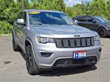Used 2019 Jeep Grand Cherokee Altitude image 2