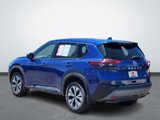 Used 2023 Nissan Rogue SV image 3