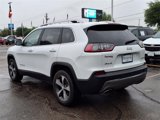Used 2019 Jeep Cherokee Limited image 2