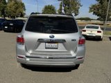 Used 2012 Toyota Highlander 4WD Hybrid image 4