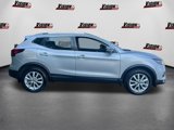 Used 2022 Nissan Rogue Sport SV image 4