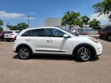 Used 2018 Kia Niro Touring image 2