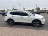 Used 2020 Nissan Rogue SV image 5