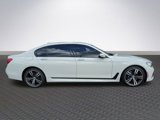 Used 2017 BMW 740i image 4
