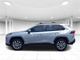 Used 2020 Toyota RAV4 XLE Premium image 5