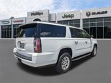 Used 2018 GMC Yukon XL SLT image 3
