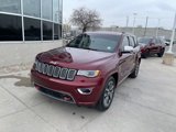 Used 2017 Jeep Grand Cherokee Overland w/ Jeep Active Safety Group image 2