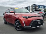 Certified 2023 Kia Soul LX image 2