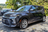 Certified 2022 Kia Soul LX w/ Technology Package image 3