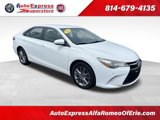 Used 2015 Toyota Camry SE image 1