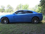 Used 2019 Dodge Charger SXT image 2