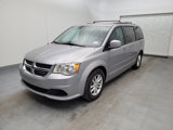 Used 2016 Dodge Grand Caravan SXT image 2