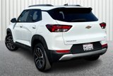 Used 2024 Chevrolet TrailBlazer LT image 2