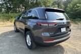 New 2024 Jeep Grand Cherokee Laredo w/ Luxury Tech Group I image 5