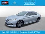 Used 2017 Honda Accord Touring image 1