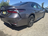 Used 2023 Toyota Camry SE image 4