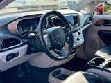 Used 2017 Chrysler Pacifica Touring-L w/ Tire & Wheel Group image 2