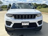 New 2024 Jeep Grand Cherokee Laredo w/ Luxury Tech Group I image 2