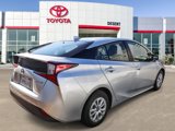 Certified 2020 Toyota Prius LE image 5
