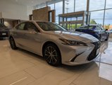 New 2025 Lexus ES 300h w/ Premium Package image 2