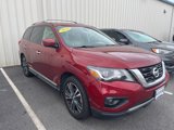 Used 2020 Nissan Pathfinder Platinum image 3