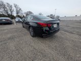 Used 2023 Nissan Altima 2.5 SV image 4