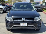Used 2021 Volkswagen Tiguan SE image 2