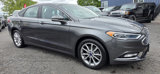 Used 2017 Ford Fusion SE w/ Fusion SE Technology Package image 3