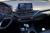 Used 2022 Nissan Altima 2.5 SR image 6