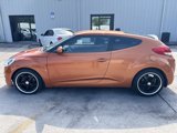 Used 2015 Hyundai Veloster image 2