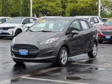 Used 2015 Ford Fiesta SE image 2