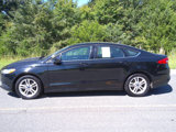 Used 2018 Ford Fusion SE image 2