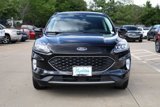 Used 2022 Ford Escape Titanium image 2