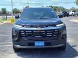 Used 2025 Chevrolet Equinox LT w/ Safety and Technology Package image 2