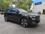 Certified 2024 Volvo XC40 B5 Core image 2