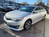 Used 2014 Toyota Camry SE image 6