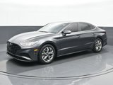 Used 2022 Hyundai Sonata SEL image 2
