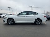 Used 2024 Volkswagen Jetta SE image 4