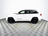 Used 2017 Jeep Grand Cherokee Altitude image 5