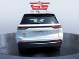 New 2025 Jeep Grand Cherokee Altitude image 4