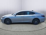 Used 2022 Lexus ES 350 w/ Premium Package image 4