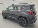 Used 2016 Jeep Renegade Latitude image 3