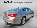 Used 2025 Chevrolet Malibu LT image 6