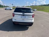 Used 2017 Ford Explorer XLT w/ Equipment Group 202A image 4