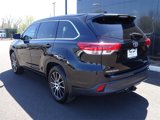 Used 2017 Toyota Highlander SE image 4