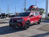 Certified 2022 Volkswagen Taos SE w/ Panoramic Sunroof Package image 2