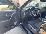 Used 2018 Nissan Rogue SV image 4