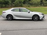 Used 2023 Toyota Camry SE image 2