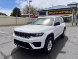 Used 2023 Jeep Grand Cherokee Laredo image 6