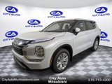 New 2025 Mitsubishi Outlander ES image 4